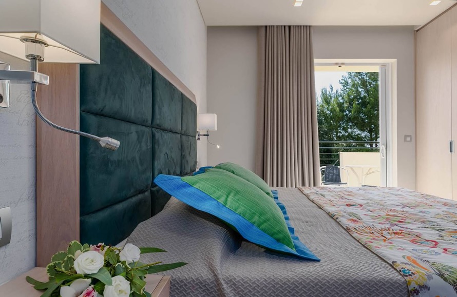 Michaniki Construction Corfu dwmatio ksenodoxiou